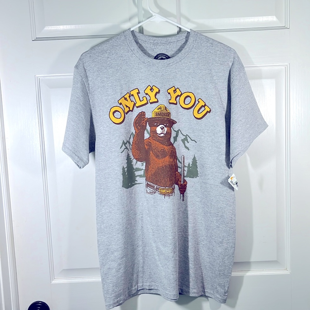 NWT Smokey Bear Fire Prevention 🔥 Tee Shirt Women’s M Wildland Firefighter Gray